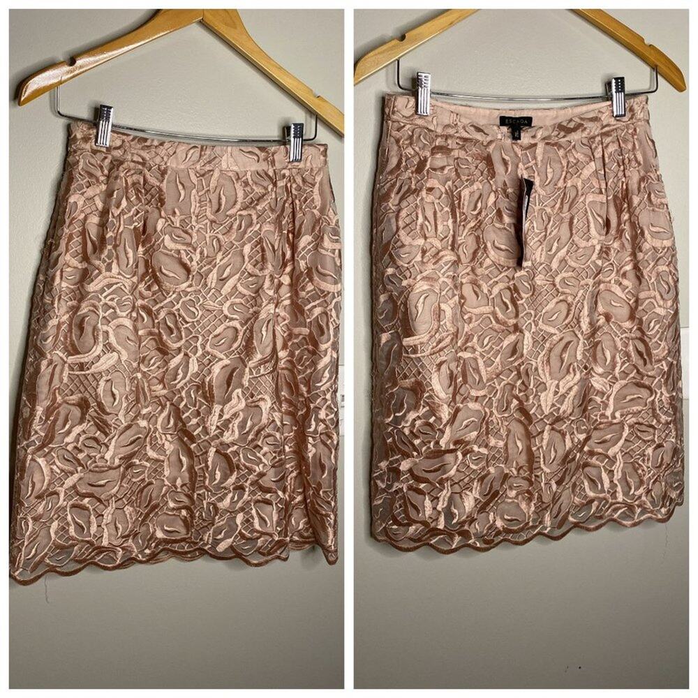 Escada Skirt - Picture 2 of 4